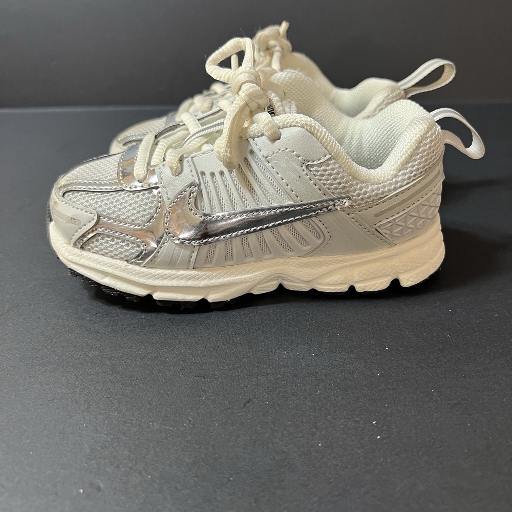Nike Air Zoom Vomero 5 Summit White Metallic Silver Toddler Size 9C